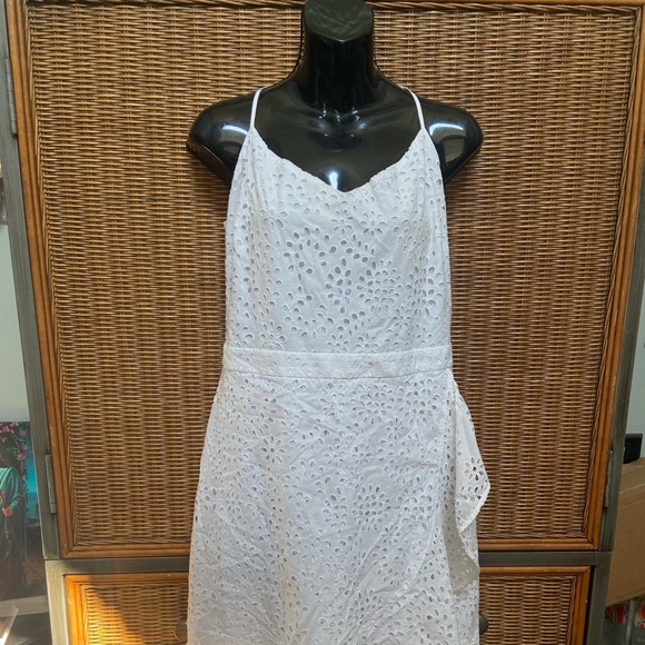 Banana Republic women’s white sleeveless knee length dress size 12 - Picture 1 of 6